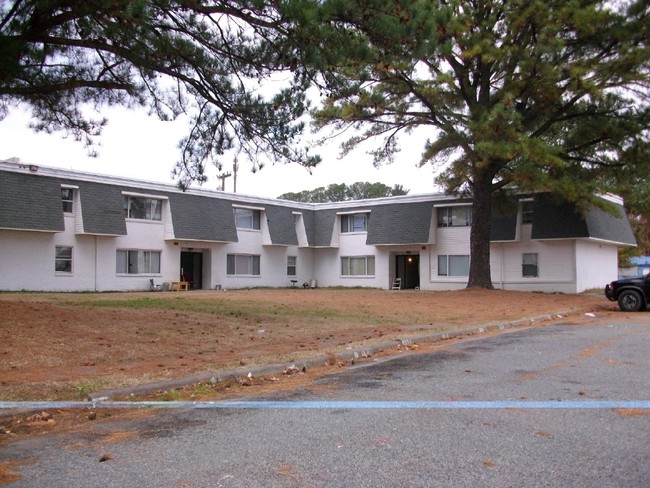 Foto del edificio - Autumn Court Apartments