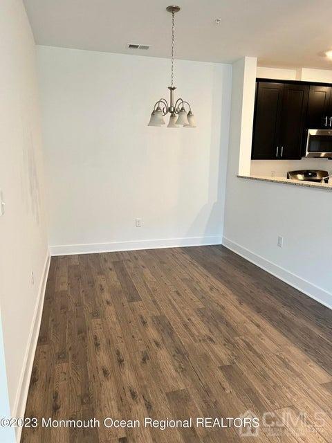 Foto del edificio - 724 Stiller Ln