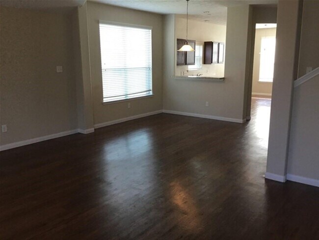 Foto del edificio - 3907 Hawthorn Glen Ct