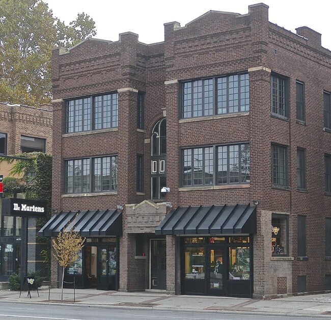 Building Photo - 1764 N High St