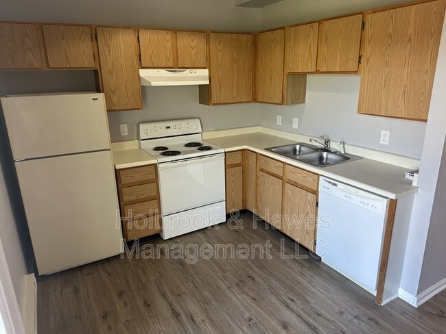 Building Photo - 4531 Boardwalk Dr