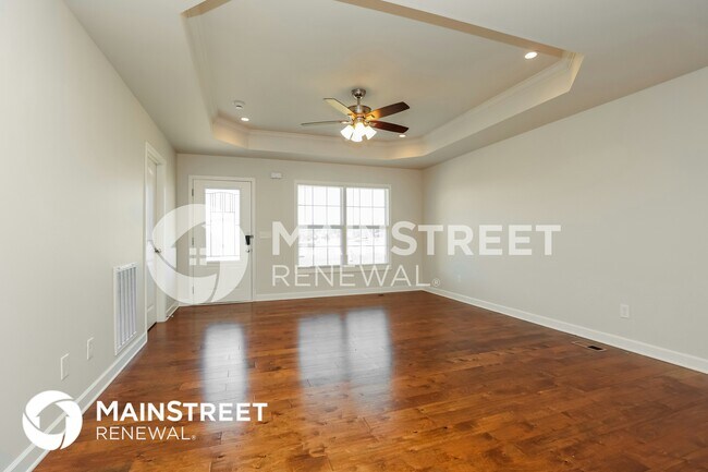 Foto del edificio - 460 Heatherwood Dr