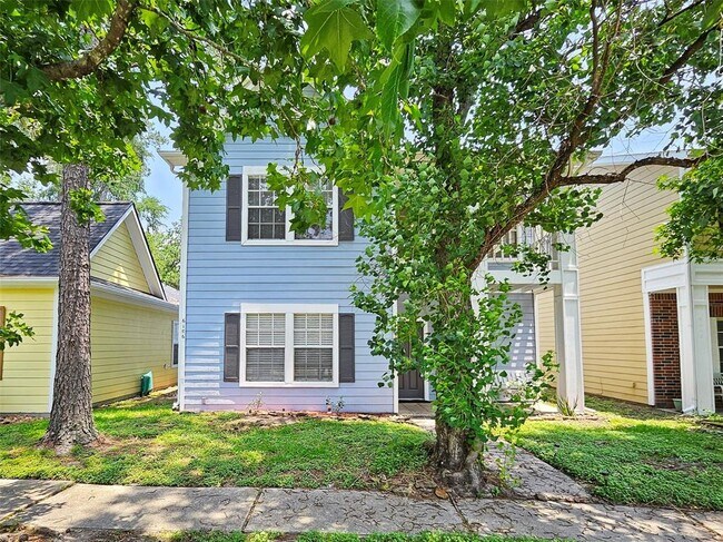 Foto del edificio - 6106 Spruce Bough Ct