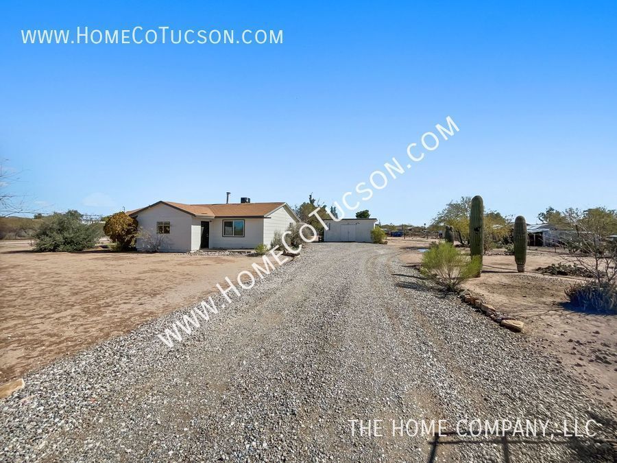 Primary Photo - HORSE PROPERTY 6031 S South Arrow: 3 bedro...
