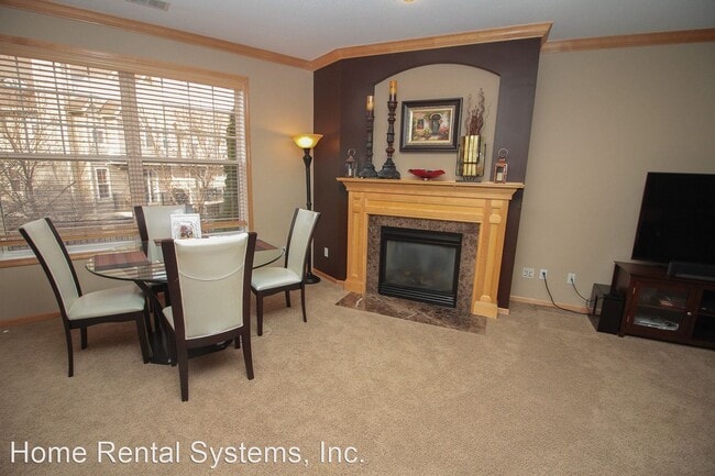 Building Photo - 2 br, 3 bath House - 8387 Townsend Drive