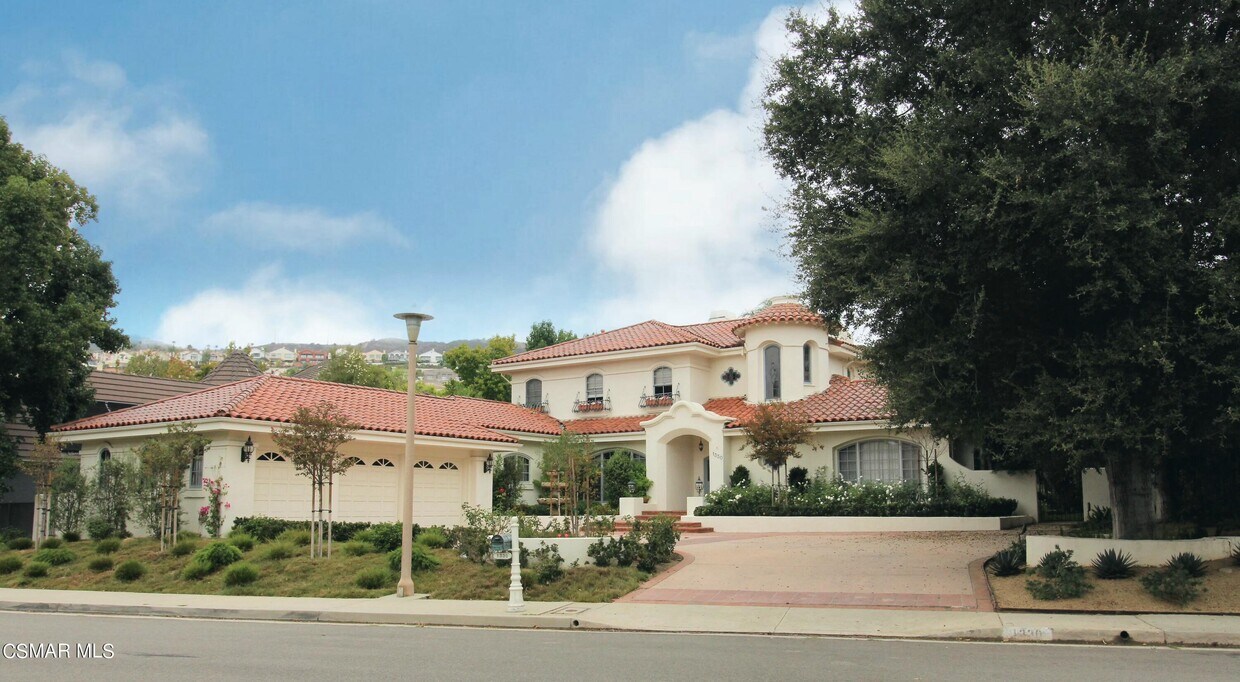 1330 Piedra Morada Dr, Los Angeles, CA 90272 House for Rent in Los