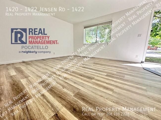 Foto del edificio - 1422-1422 Jensen St