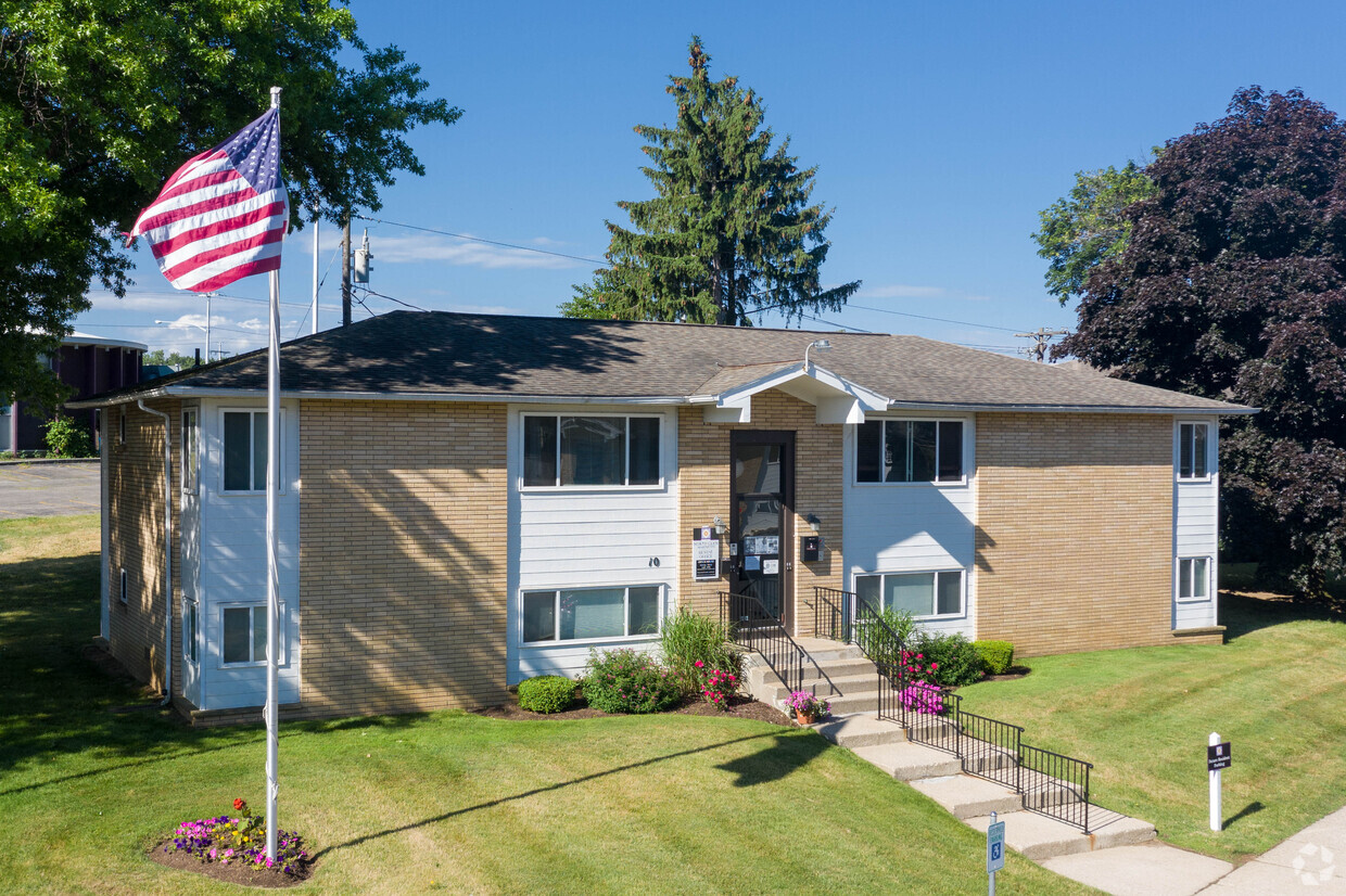 North Glen Apartments Apartments 10 N Glen Dr Greece, NY
