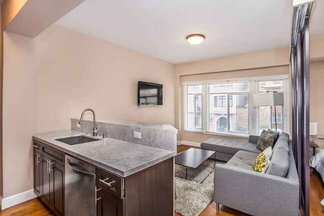 Building Photo - 540 Stockton St