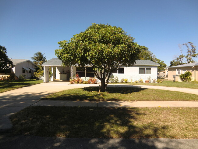 Building Photo - 347 Flagler Blvd