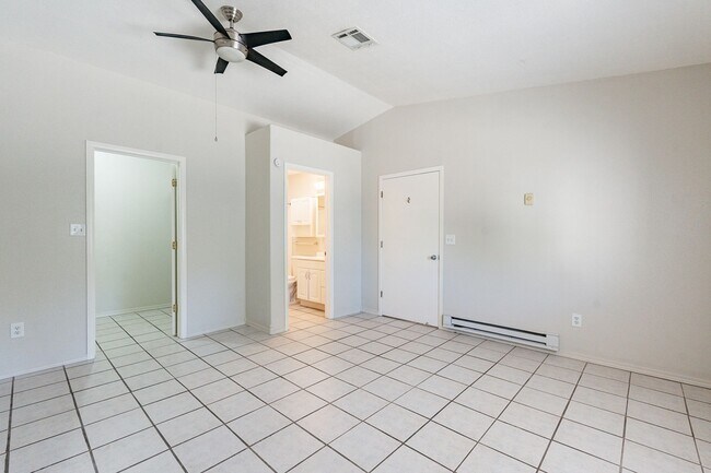 Floorplan - Paradise Valley Apartments