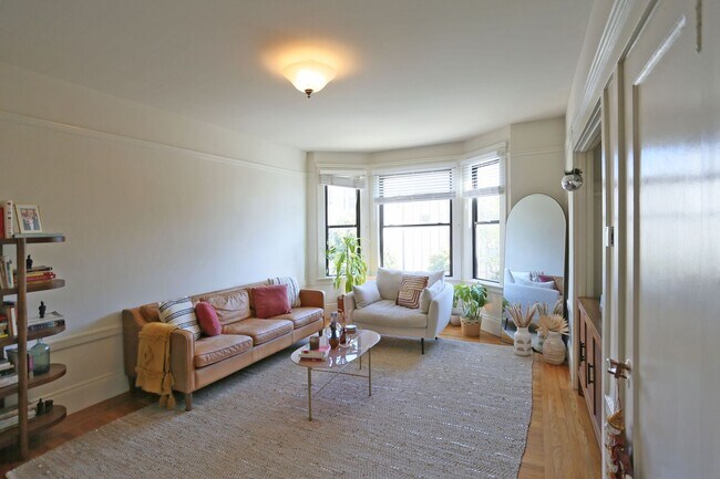 Foto del edificio - 3910 Sacramento St