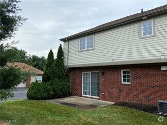 Building Photo - 1420 Reimer Rd