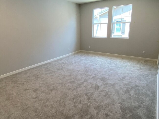 Building Photo - Brand New Home!