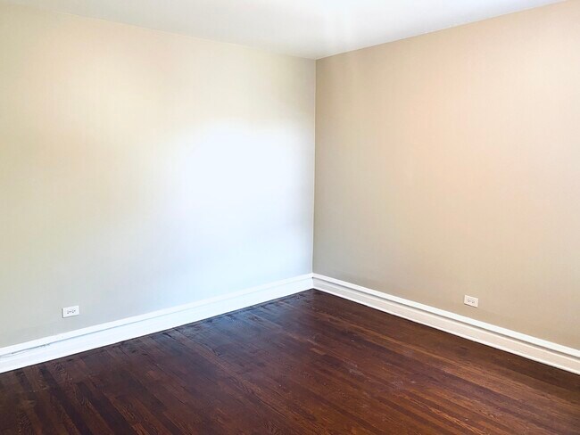 Foto del edificio - 6219 S Greenwood Ave