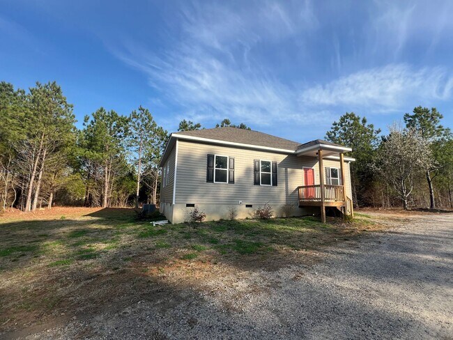 Building Photo - 3 Bedroom 2 Bathroom for rent