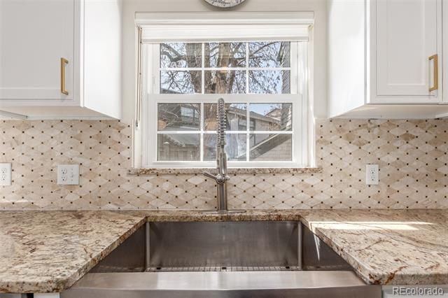 Foto del edificio - 3577 S Hillcrest Dr