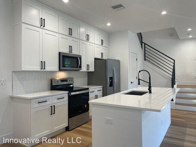 Foto del edificio - 3 br, 2.5 bath House - 2811 E. Central Blvd.