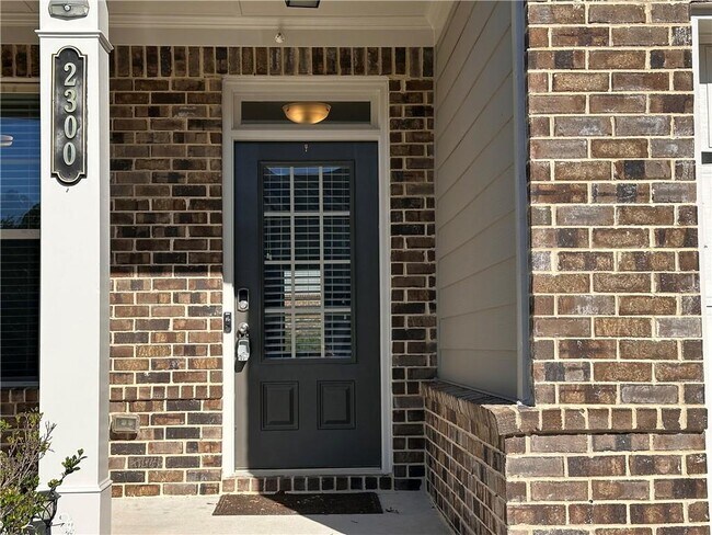 Building Photo - 2300 Ivy Birch Ln