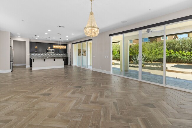 Foto del edificio - 30592 Hawkscrest Rd