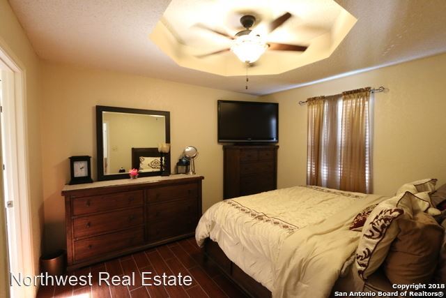 Building Photo - 3 br, 2 bath House - 5602 Ivanhoe
