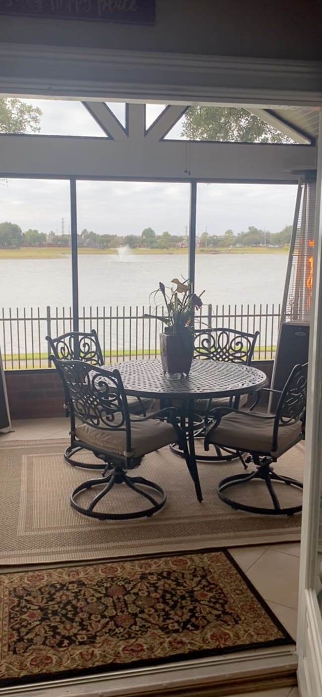 Porche - 17507 S Summit Canyon Dr