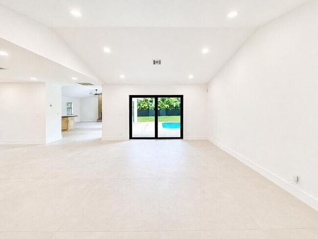 Foto del edificio - 4823 NW 91st Way