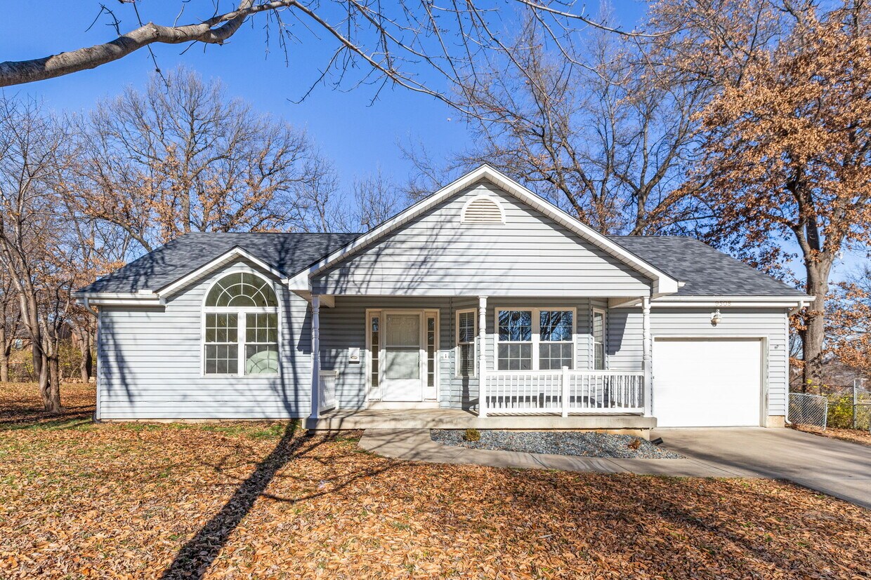 9508 W 60th St, Shawnee, KS 66203 House Rental in Shawnee, KS