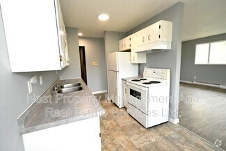 Building Photo - 1744 Spruce St