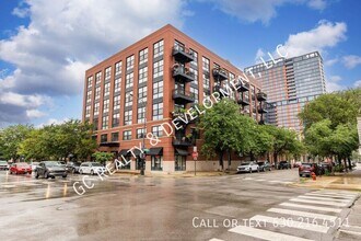 Building Photo - 1260 W Washington Blvd