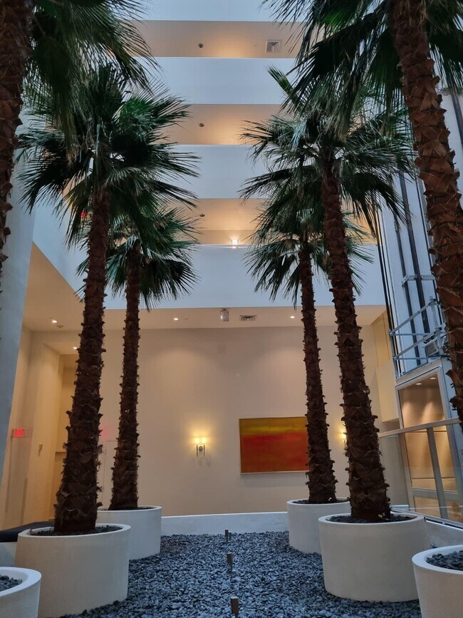 Foto del edificio - 3131 NE 188th St