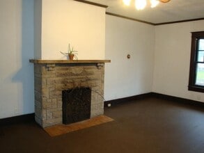 Building Photo - 615 N Indiana Ave
