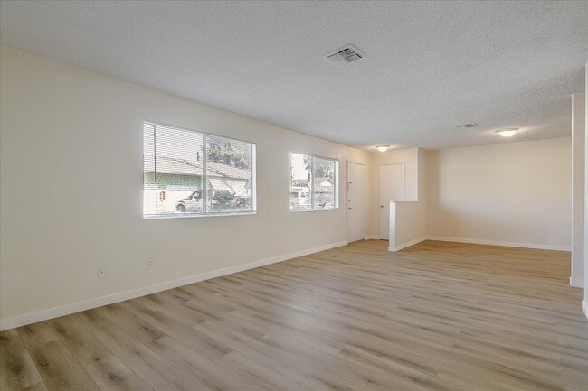 Building Photo - 9223 Langdon Ave