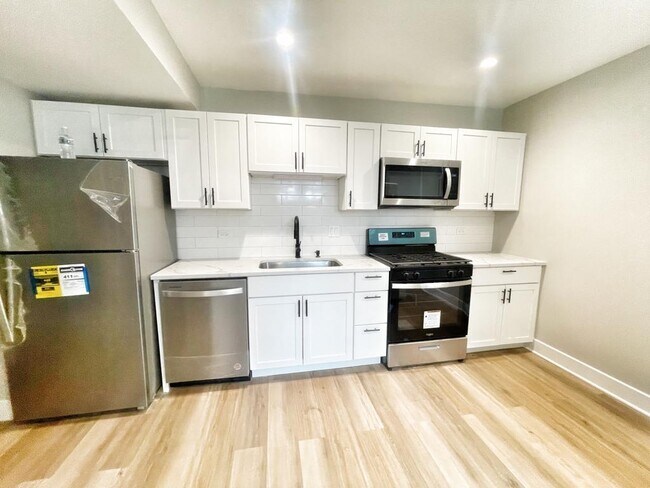 Foto del edificio - 2309 N Campbell Ave