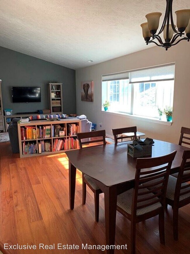 Building Photo - 3 br, 2 bath House - 2038 California Avenue