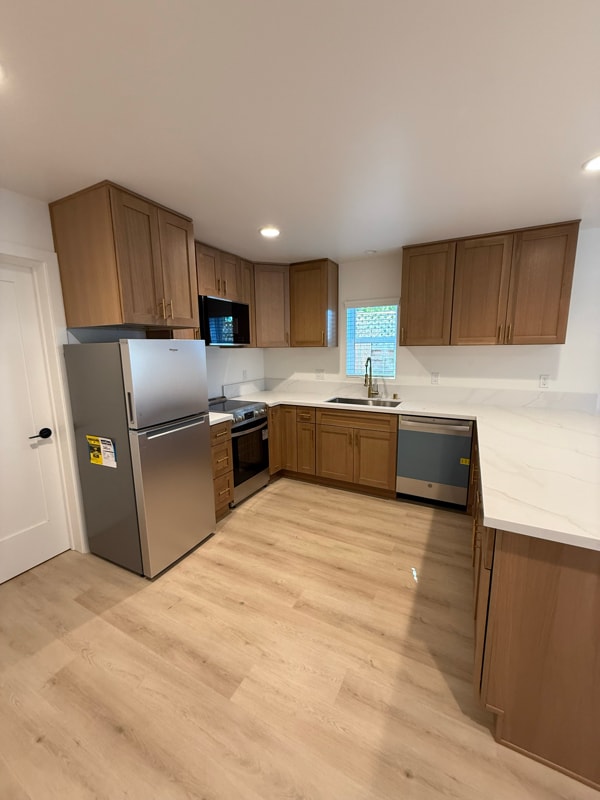 Building Photo - 6649 Delbarton St