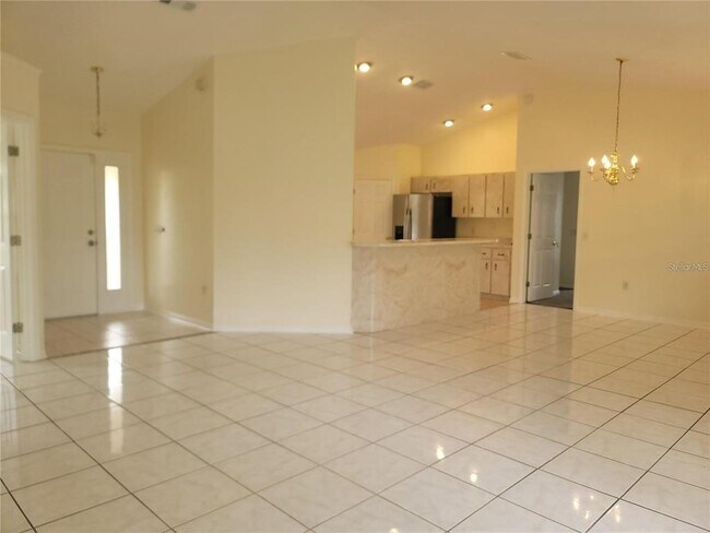 Foto del edificio - 8221 SW 135th Loop