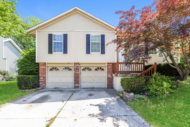 Building Photo - 211 Apple Blossom Ln