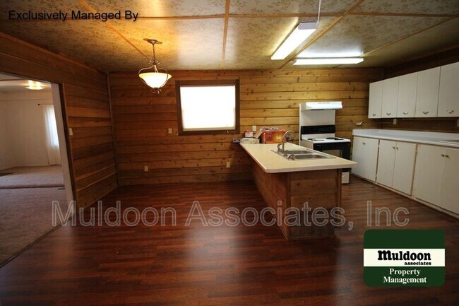 Foto del edificio - 7380 Maine Ln