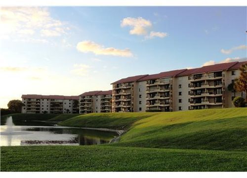 Foto principal - 301 Ocean Bluffs Blvd