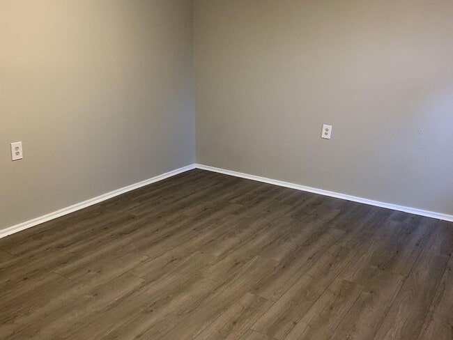 Building Photo - Coming Soon! Southern Hills! 3 bedroom wit...