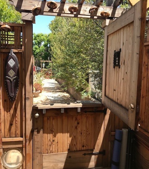 ¡Bienvenido! - 1834 18th St