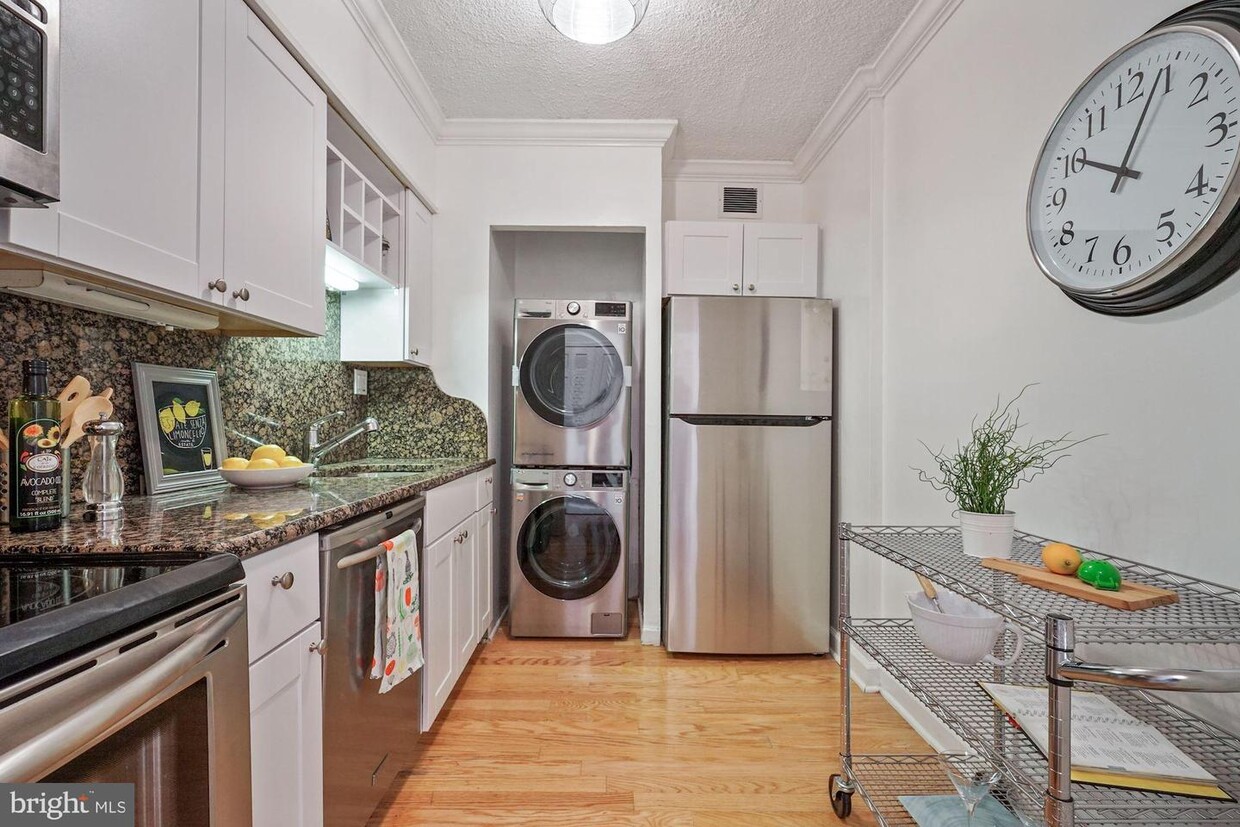 Foto principal - 5500 Holmes Run Pkwy