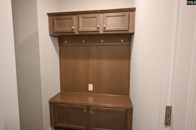 Building Photo - 552 Kingfisher Ct