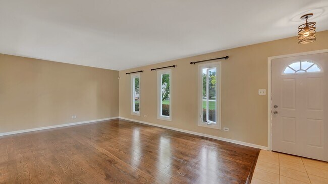 Building Photo - 15630 Aris Ct