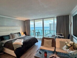 Building Photo - 2501 S Ocean Dr
