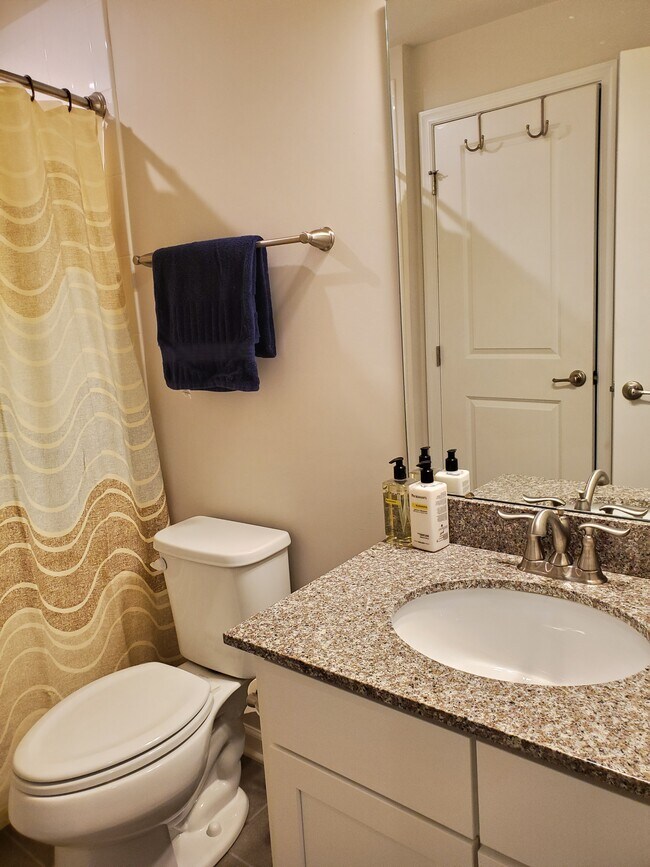 Single sink - 1209 Trenton Pl SE