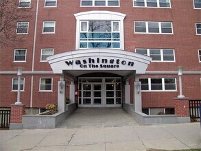 Building Photo - 1600 Beacon St