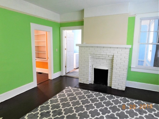 Building Photo - 1016 Laurens St