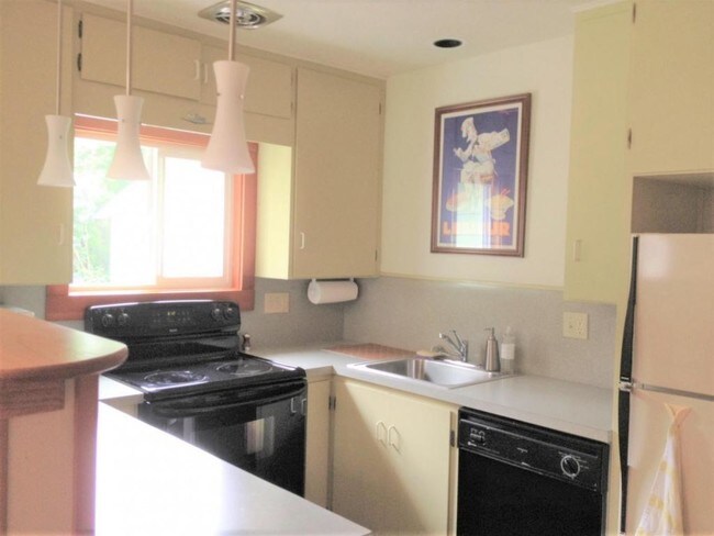 Foto del edificio - 4055 E Alsea Hwy